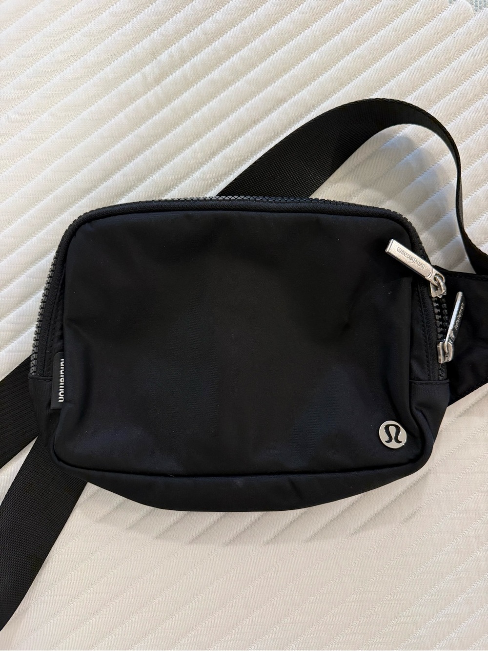 lululemon athletica Black Nylon Belt Bag